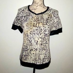 ▪️W118 by Walter Baker Leather Trim Top▪️